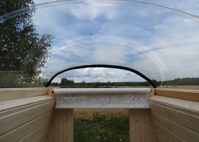 Niiralan Tila: Skylight Кемпинг